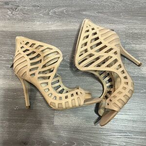 BCBG Drita Leather Cutout Peep Toe Stiletto Heel Booties Women's 9.5 Tan